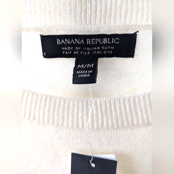 NWOT Banana Republic Italian Merino Wool Sweater - Picture 3 of 5